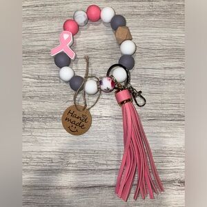 Wristlet keychain